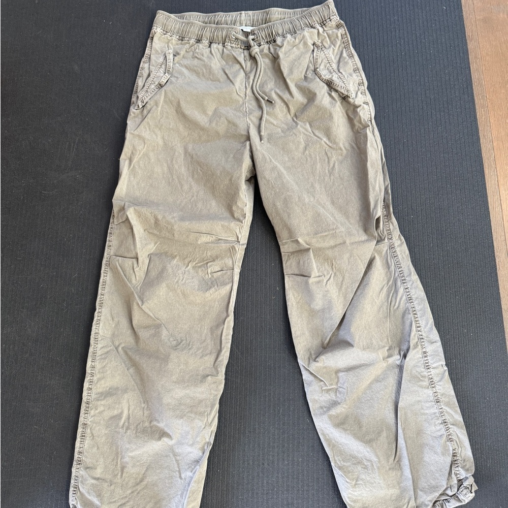 James perse parachute pants, olive size 2